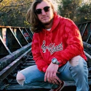 Meet your Posher, Devin